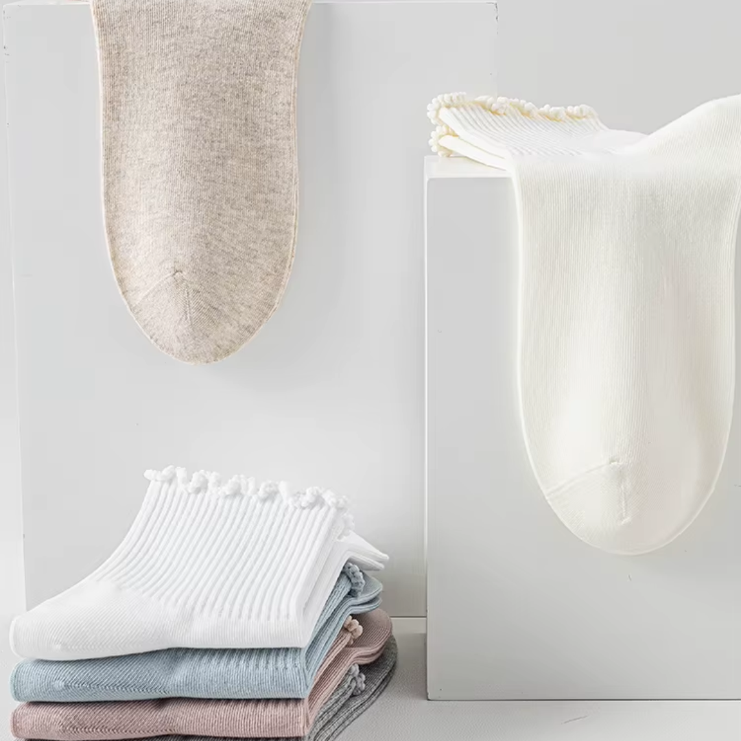 Ruffle Frills Crew Socks - 2 Pack Pairs (Oatmeal)